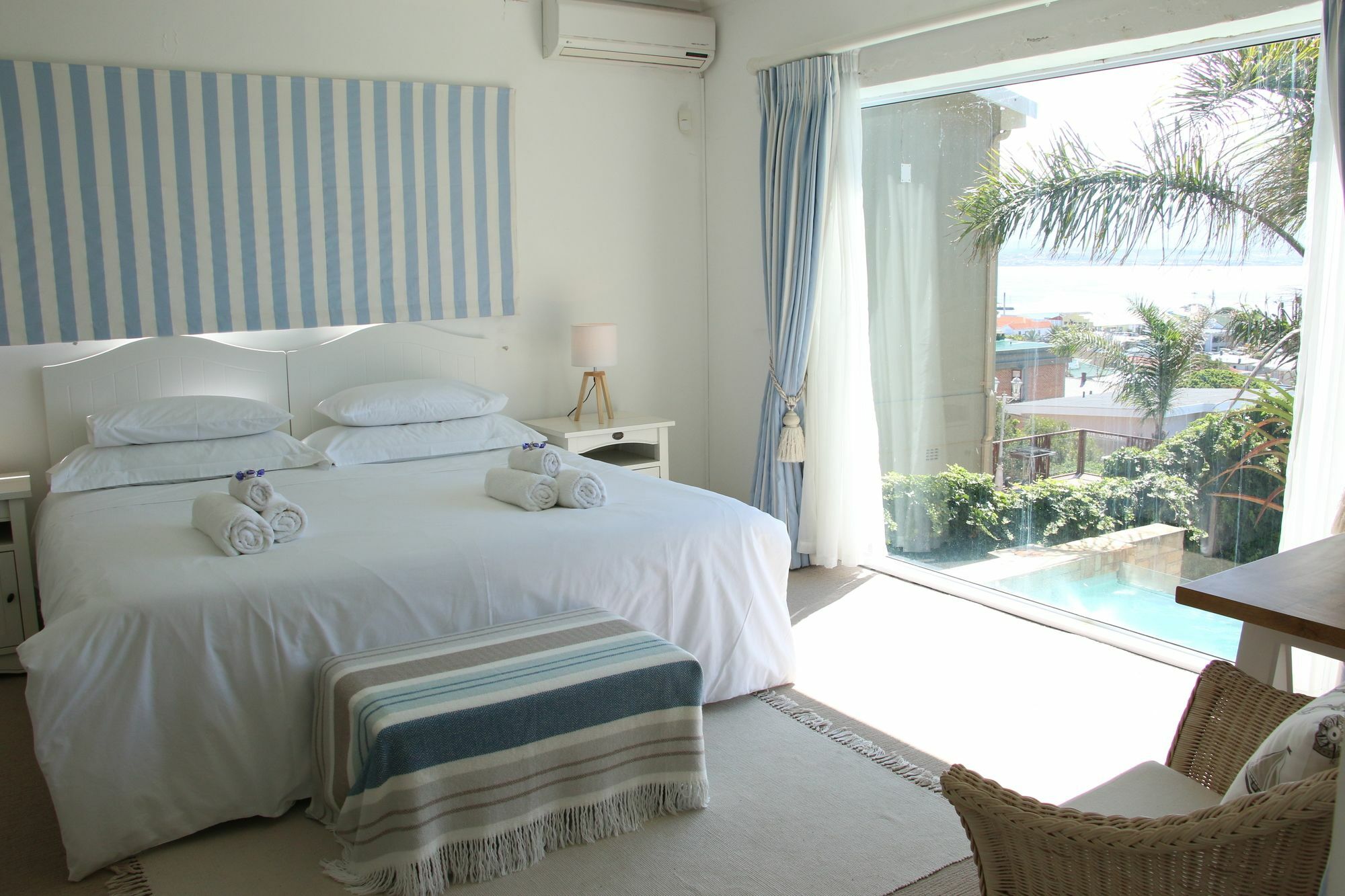 4 On Montagu Accommodation Mossel Bay Eksteriør billede