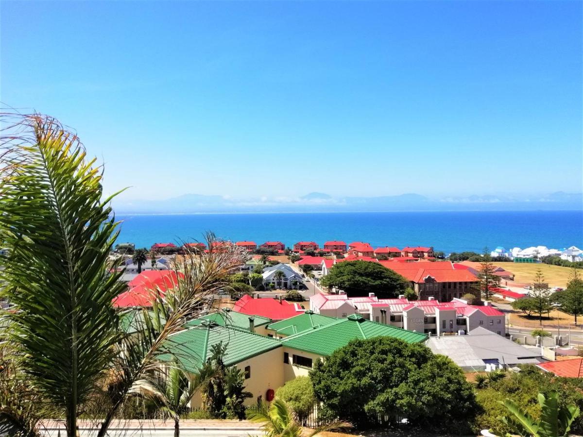 4 On Montagu Accommodation Mossel Bay Eksteriør billede