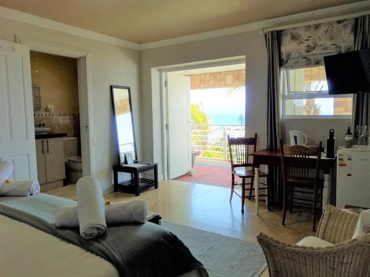 4 On Montagu Accommodation Mossel Bay Eksteriør billede